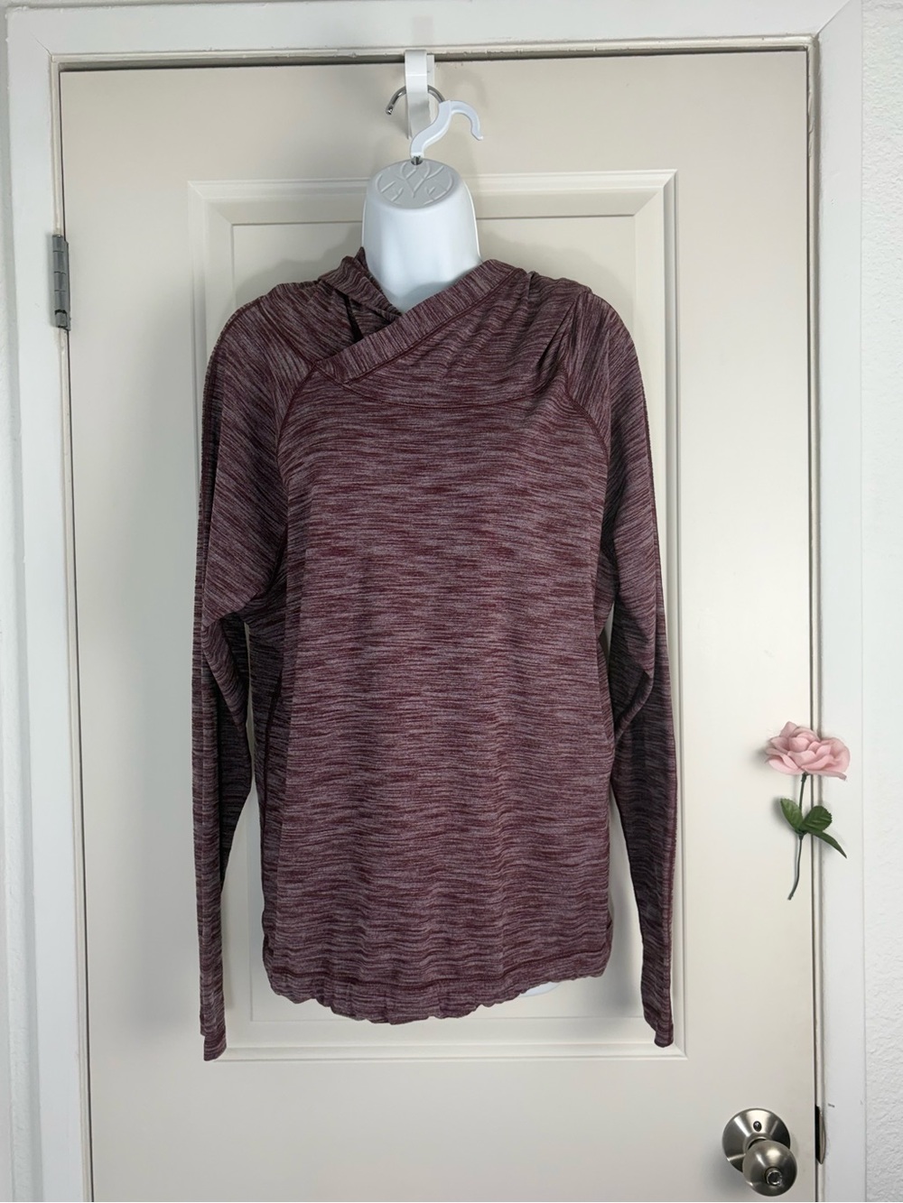 Lululemon Healthy Heart Heathered Bordeaux Hooded Pullover Sz 8